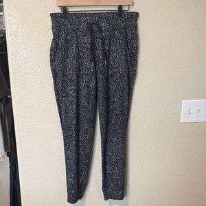 Women’s Ready to Rulu Pant/Joggers